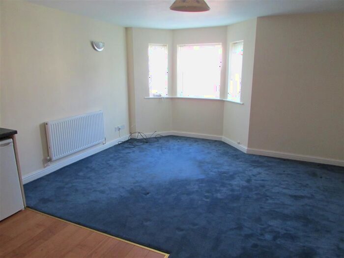 1 Bedroom Flat To Rent In Kremlin Drive, Old Swan, Liverpool, L13