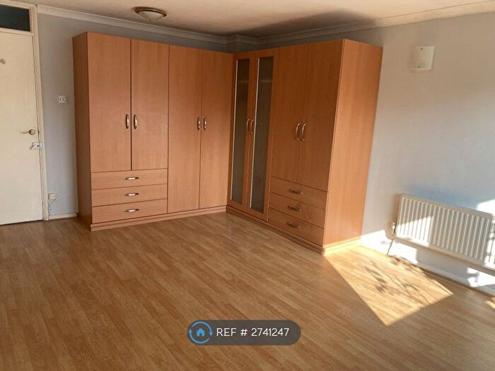 4 Bedroom Terraced House To Rent In Hillberry, Bracknell, RG12