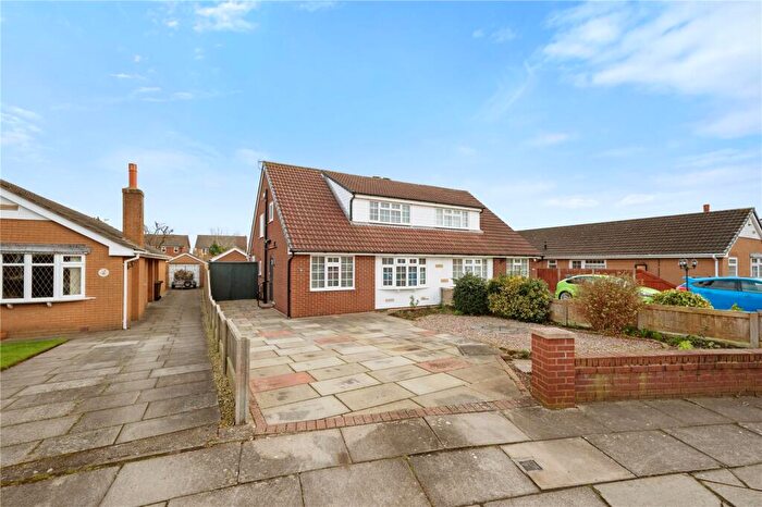 4 Bedroom Bungalow For Sale In Granby Close, Southport, Merseyside, PR9