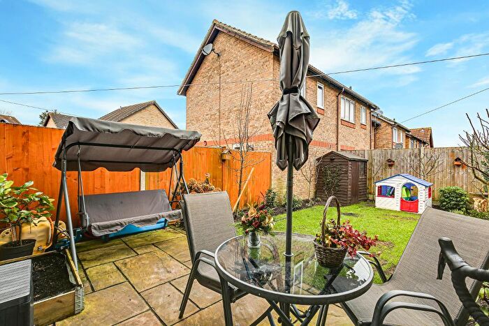3 Bedroom Terraced House For Sale In Lomond Gardens, South Croydon, CR2