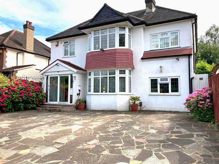 Studio To Rent In Foresters Drive, Wallington, SM6