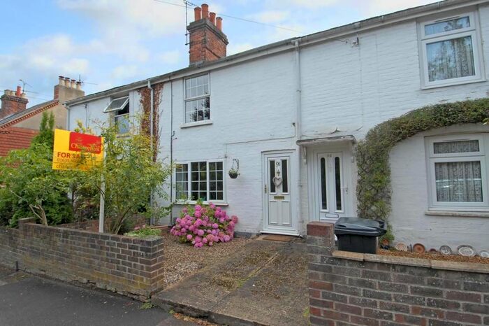 2 Bedroom Cottage To Rent In Newbury, Berkshire, RG14