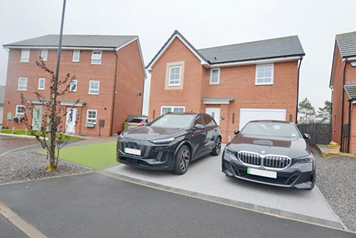 4 Bedroom Detached House For Sale In William Forster Close, Washington, NE38