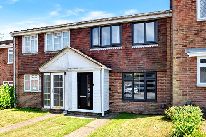 3 Bedroom Terraced House For Sale In Birch Drive, Lordswood, Chatham, ME5