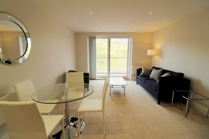 1 Bedroom Flat To Rent In Harlequin House, Reading, RG2