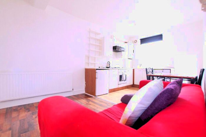 1 Bedroom Apartment To Rent In Settles Street, London, E1