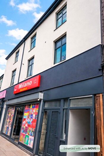 1 Bedroom Flat To Rent In West Yorkshire, WF1