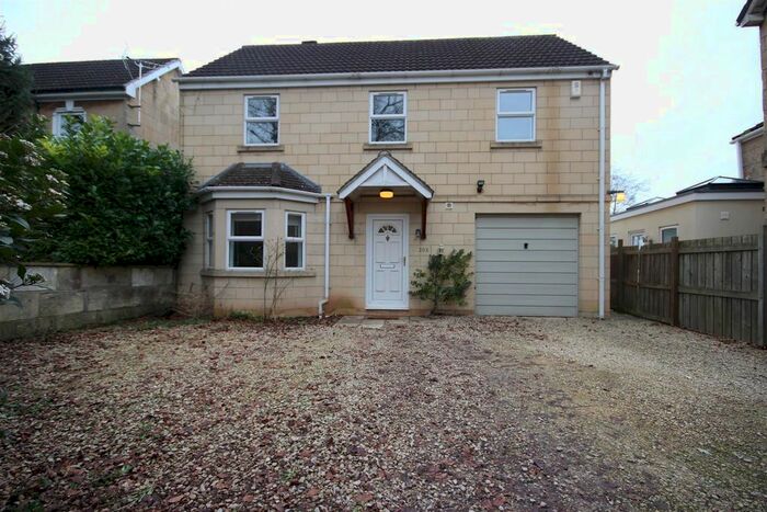 4 Bedroom Detached House To Rent In Bellotts Road, BA2