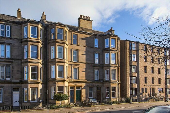 2 Bedroom Flat To Rent In Mcdonald Road, Leith, Edinburgh, EH7
