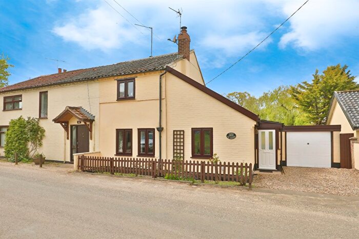 2 Bedroom Semi-Detached House For Sale In School Road, Bradenham, Thetford, IP25