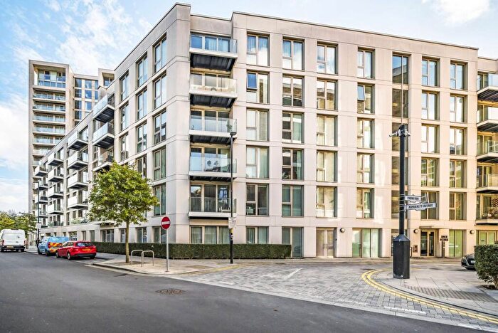 1 Bedroom Flat To Rent In Schooner Road, Royal Docks, London, E16