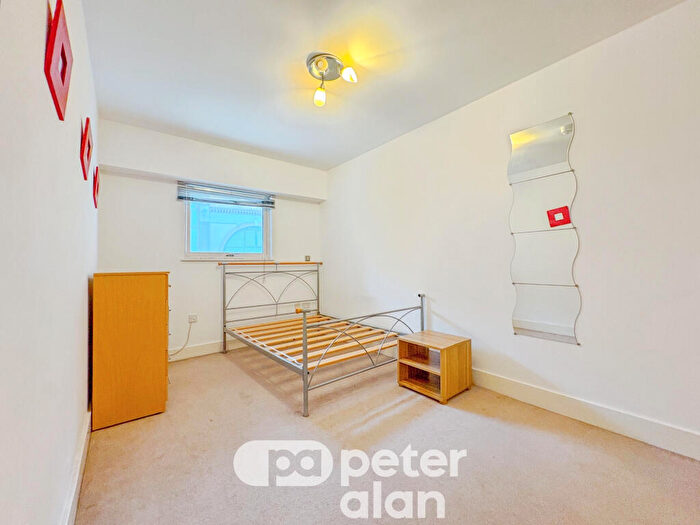 2 Bedroom Apartment To Rent In The Aspect, Queen Street, Cardiff, CF10