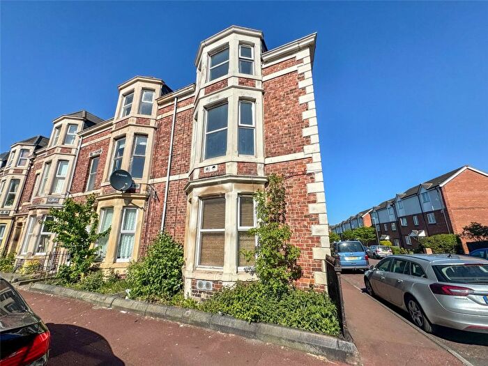 3 Bedroom End Terrace House To Rent In Hartington Street, Gateshead, NE8