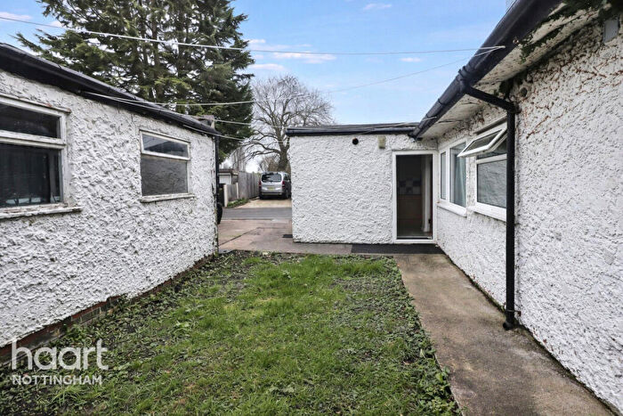 3 Bedroom Semi-Detached Bungalow For Sale In Selston Drive, Nottingham, NG8