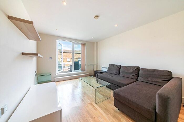 1 Bedroom Apartment To Rent In Cheshire Street, London, E2