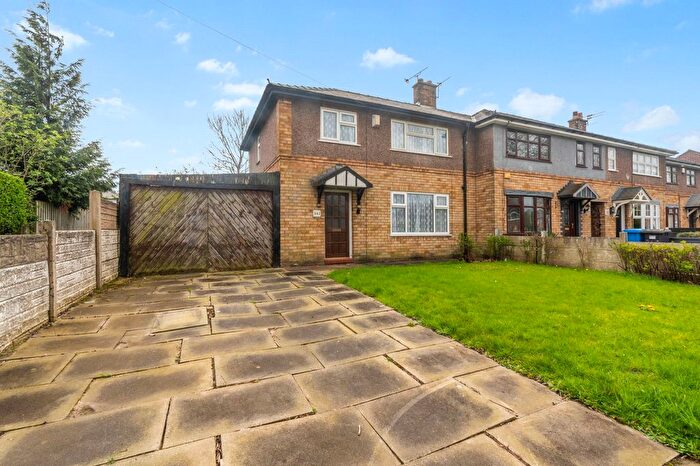 3 Bedroom Semi Detached House For Sale In Poplars Avenue, Warrington, WA2