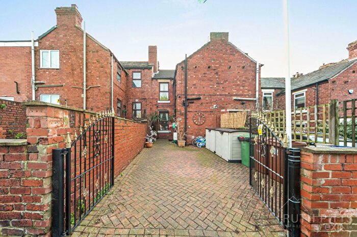 2 Bedroom Terraced House For Sale In Mill Hill, High Ackworth, WF7