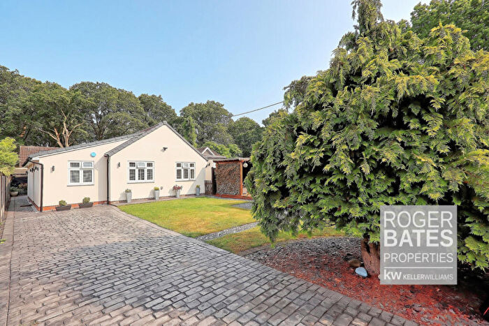 4 Bedroom Detached House For Sale In Canford Avenue, Wickford, SS12