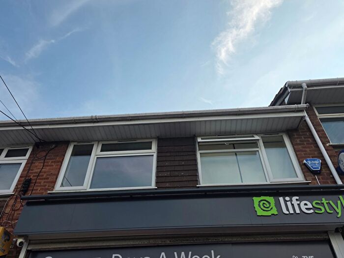 2 Bedroom Flat To Rent In Johnson Street, Wolverhampton, WV14