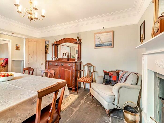 5 Bedroom Semi-Detached House For Sale In Upper Thornton, Milford Haven, Pembrokeshire, SA73