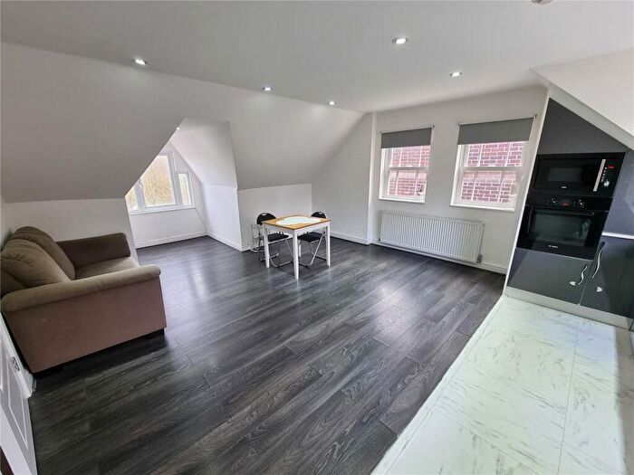 2 Bedroom Apartment To Rent In Kenton Road, Harrow, HA1