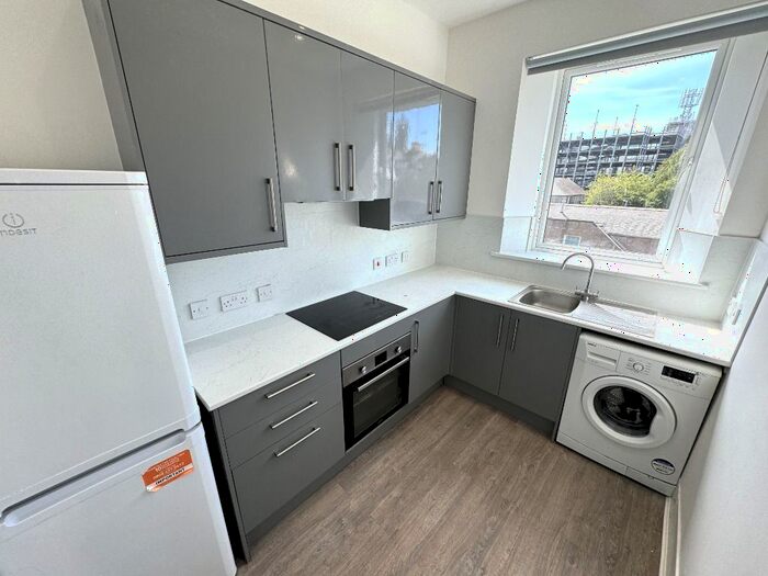2 Bedroom Flat To Rent In Summerfield Terrace, City Centre, Aberdeen, AB24