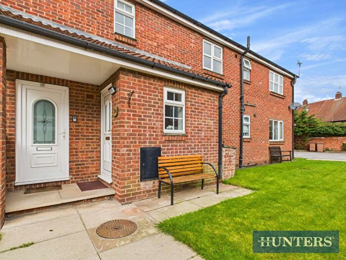 1 Bedroom Flat To Rent In Trinity Court, Beverley, East Yorkshire, HU17