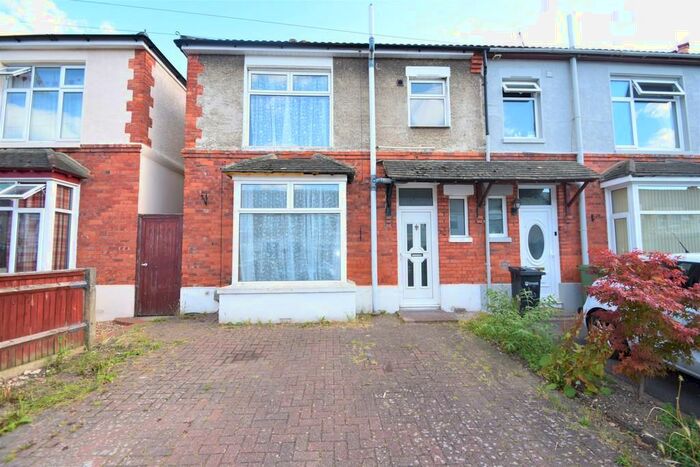 3 Bedroom Semi-Detached House To Rent In Hartley Road, Portsmouth, PO2