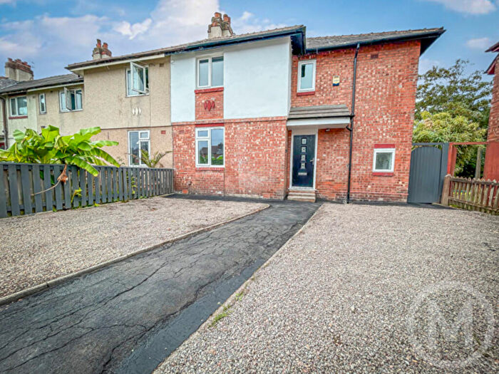 3 Bedroom End Of Terrace House For Sale In Powell Avenue, Blackpool, FY4