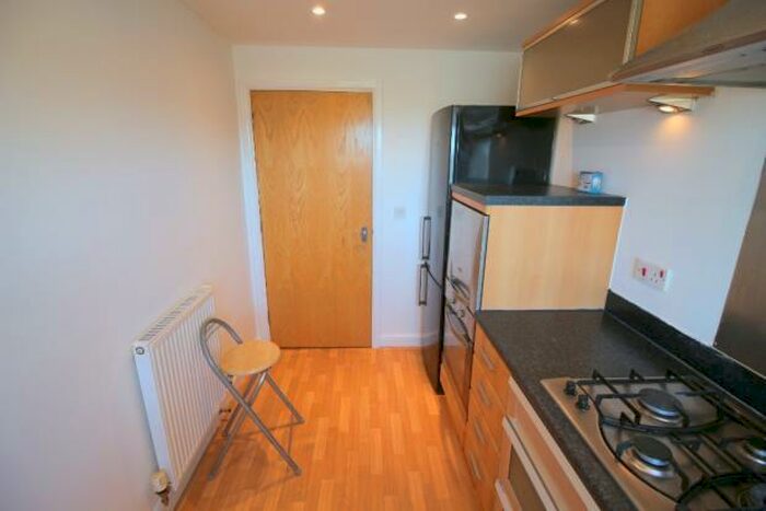 2 Bedroom Flat To Rent In Charles Street, Greenhithe, Kent, DA9