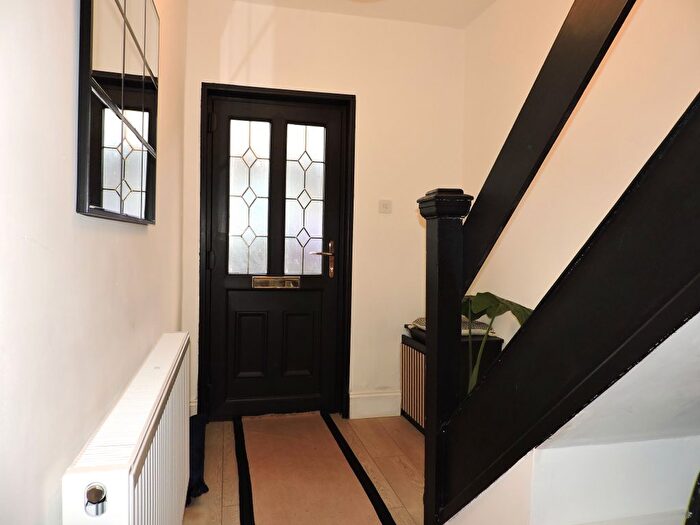 2 Bedroom Terraced House To Rent In Fern Street, Cwmbwrla, Swansea, SA5