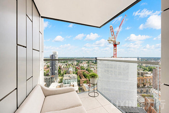 1 Bedroom Apartment For Sale In Atlas Building, City Road, Hoxton, EC1V