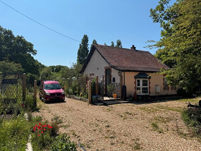 2 Bedroom Detached Bungalow For Sale In Robins Bush, Solent Road, Cranmore, Yarmouth, Isle Of Wight, PO41