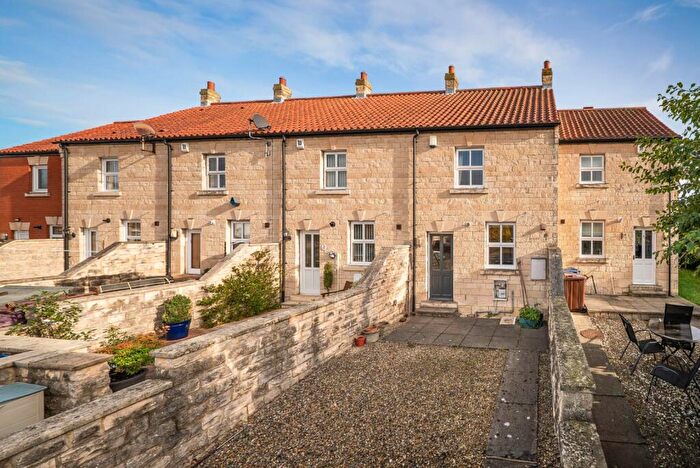 2 Bedroom Terraced House For Sale In Wighill Lane, Tadcaster, North Yorkshire, Uk, LS24