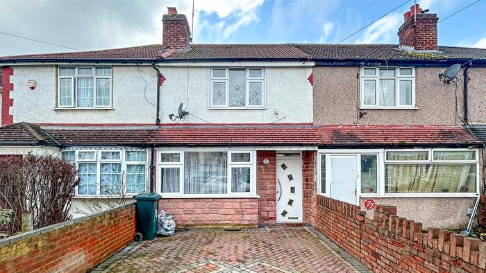 2 Bedroom Terraced House To Rent In Warwick Crescent, Hayes, UB4