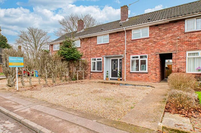 3 Bedroom Terraced House For Sale In Barnes Close, Heartsease, NR7