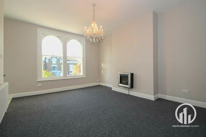 2 Bedroom Flat To Rent In Manor Park, Hither Green, London, SE13
