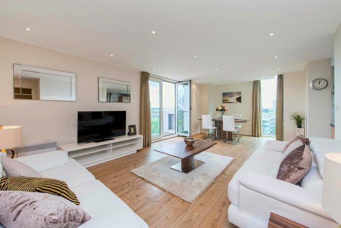 1 Bedroom Flat To Rent In Albert Embankment, Vauxhall, London, SE1