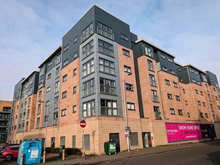 2 Bedroom Flat To Rent In Pollokshaws Road, Glasgow, Glasgow City, G41