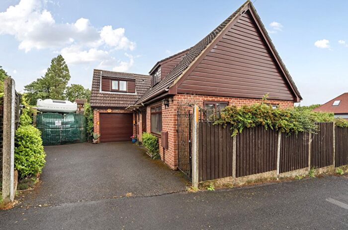 3 Bedroom Bungalow For Sale In Glebe Park Avenue, Havant, Hampshire, PO9