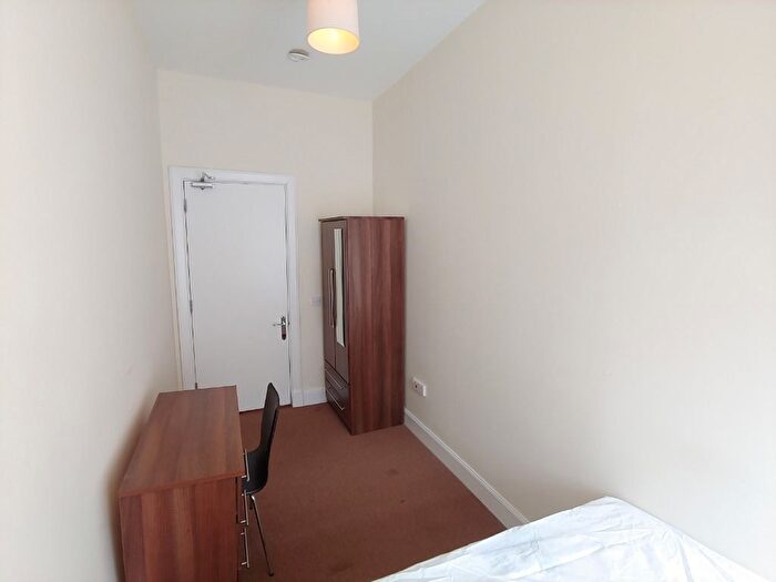 5 Bedroom Flat To Rent In Bruntsfield Place, Edinburgh, EH10