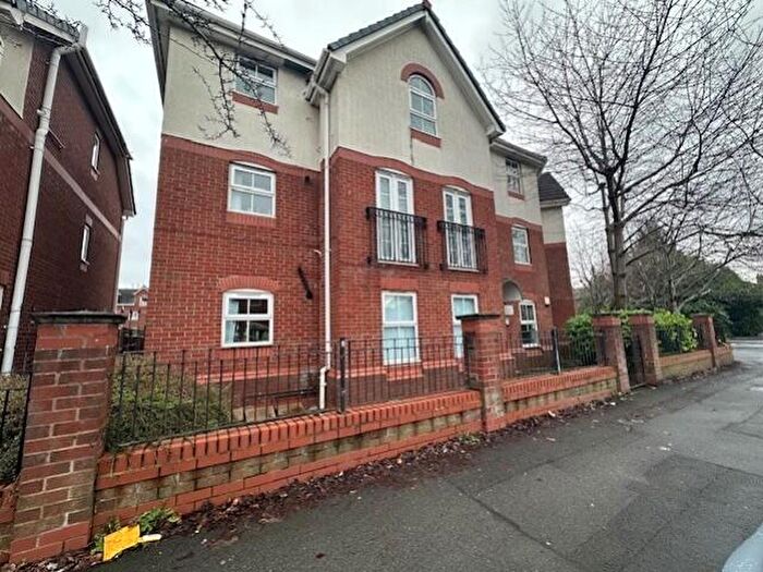 2 Bedroom Apartment To Rent In Parrs Wood Road, Manchester, M20