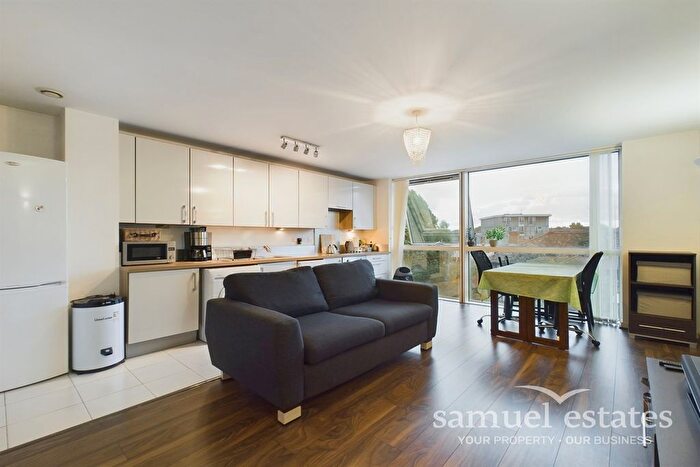 1 Bedroom Flat To Rent In Palladio Court, Mapleton Road, Wandsworth, SW18