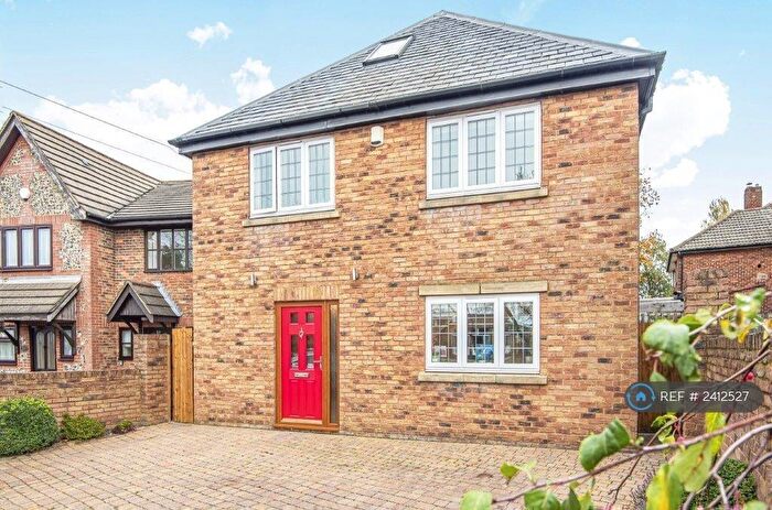6 Bedroom Detached House To Rent In Towncourt Lane, Orpington, BR5