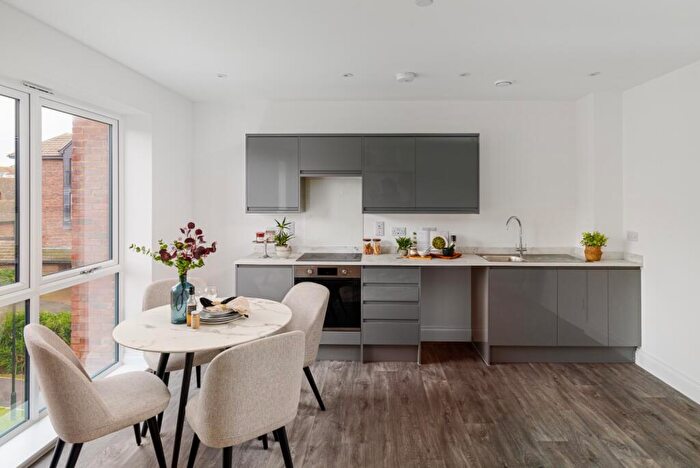 1 Bedroom Apartment For Sale In St Aubyns, Vaughan Williams Way, Rottingdean, Brighton, BN2