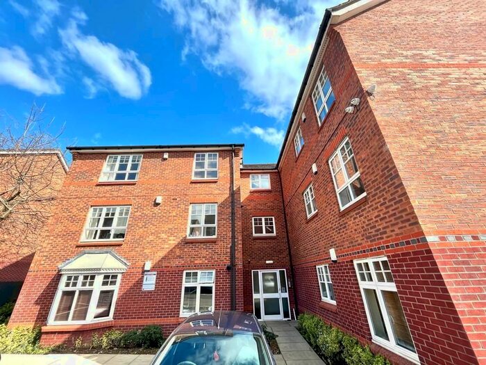 2 Bedroom Flat To Rent In Raleigh Street, Nottingham, NG7