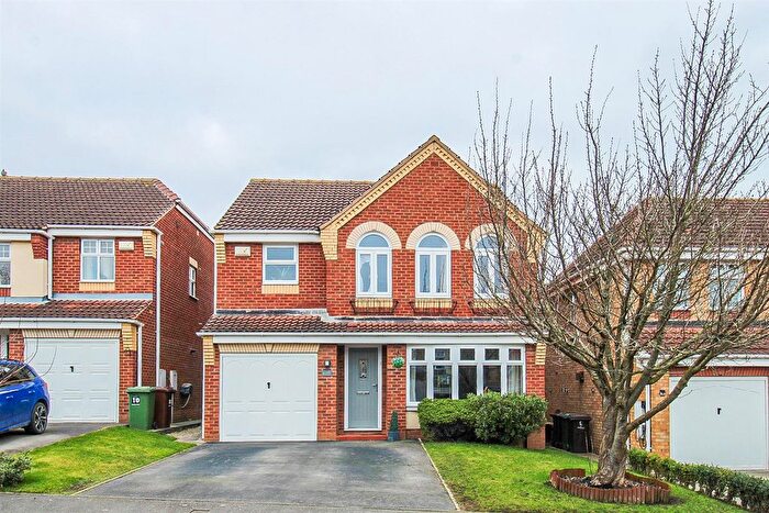4 Bedroom Detached House For Sale In Heather Croft, Sharlston Common, Wakefield, WF4