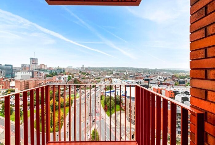 2 Bedroom Apartment To Rent In Apartment Assay Heights Soho Yard, Sheffield, S3
