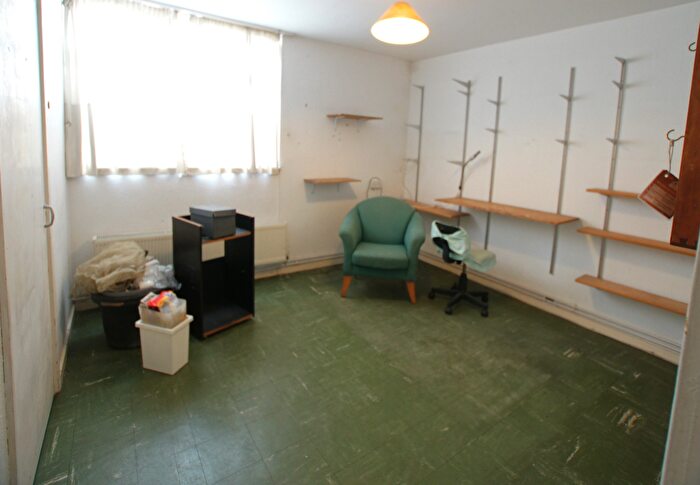 1 Bedroom Flat For Sale In Cloudesdale Road, London, SW17