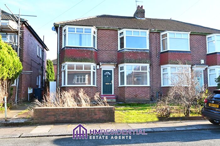 2 Bedroom Flat To Rent In Angerton Gardens, Fenham, Newcastle Upon Tyne, NE5